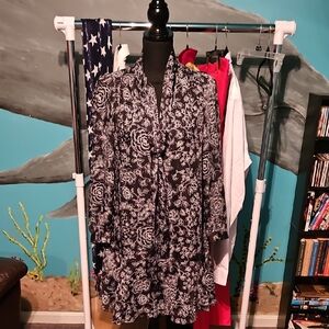 LOFT Monochrome Floral Pattern Dress